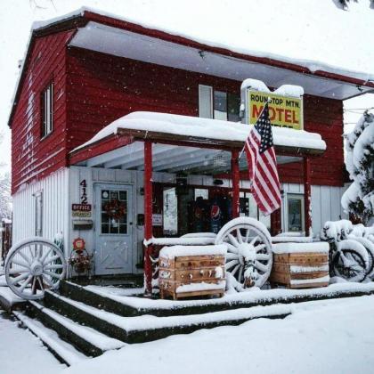 Roundtop Mountain Vista - Cabins and Motel - image 3