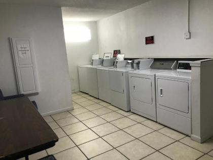 Carmel Inn And Suites Thibodaux - image 6