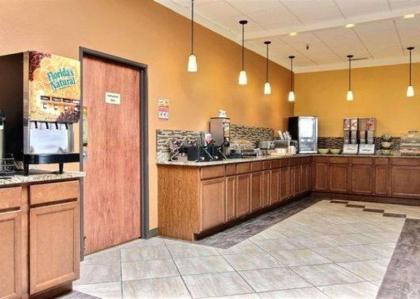 Quality Inn Thief River Falls - image 12