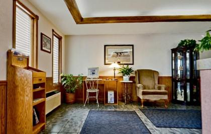 Americas Best Value Inn-Thief River Falls - image 11