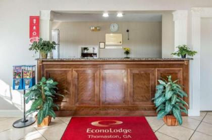 Econo Lodge Thomaston - image 13