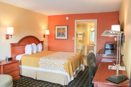 Rose Garden Inn & Suites Thomasville - image 5