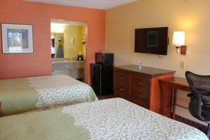 Rose Garden Inn & Suites Thomasville - image 6