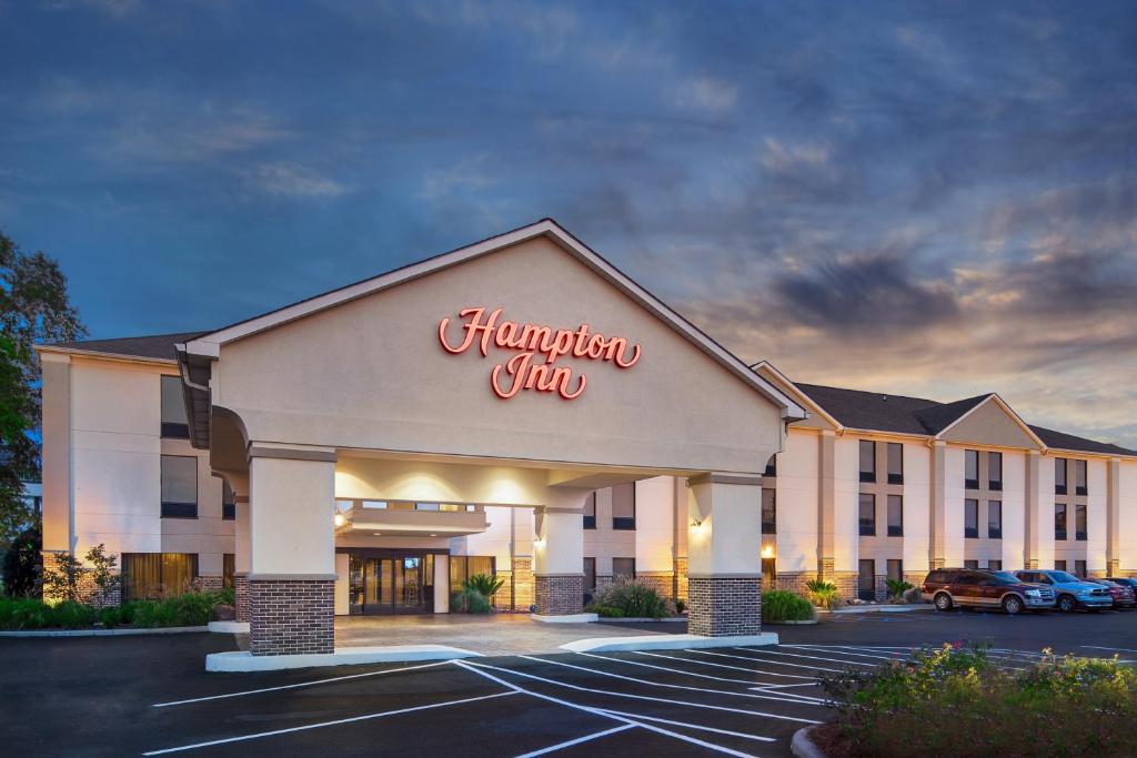 Hampton Inn Thomasville - image 2