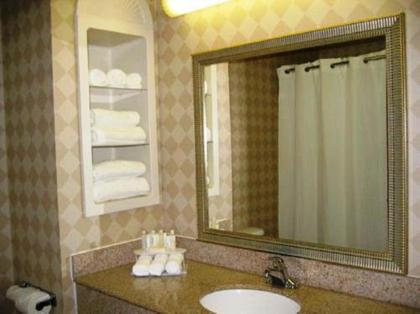 Holiday Inn Express & Suites Thomasville - image 4