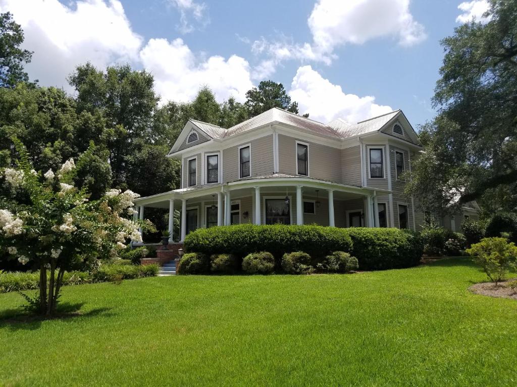 Thomasville Bed and Breakfast - main image