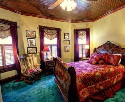 Thomasville Bed and Breakfast - image 4