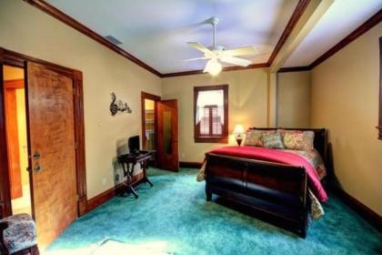 Thomasville Bed and Breakfast - image 5