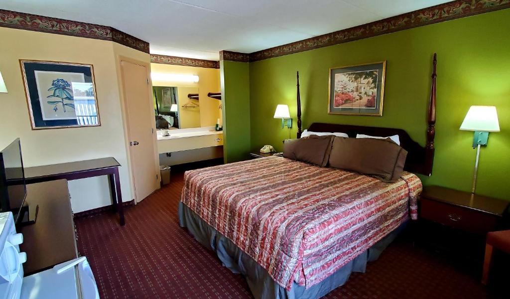 Thomasville Inn - image 7