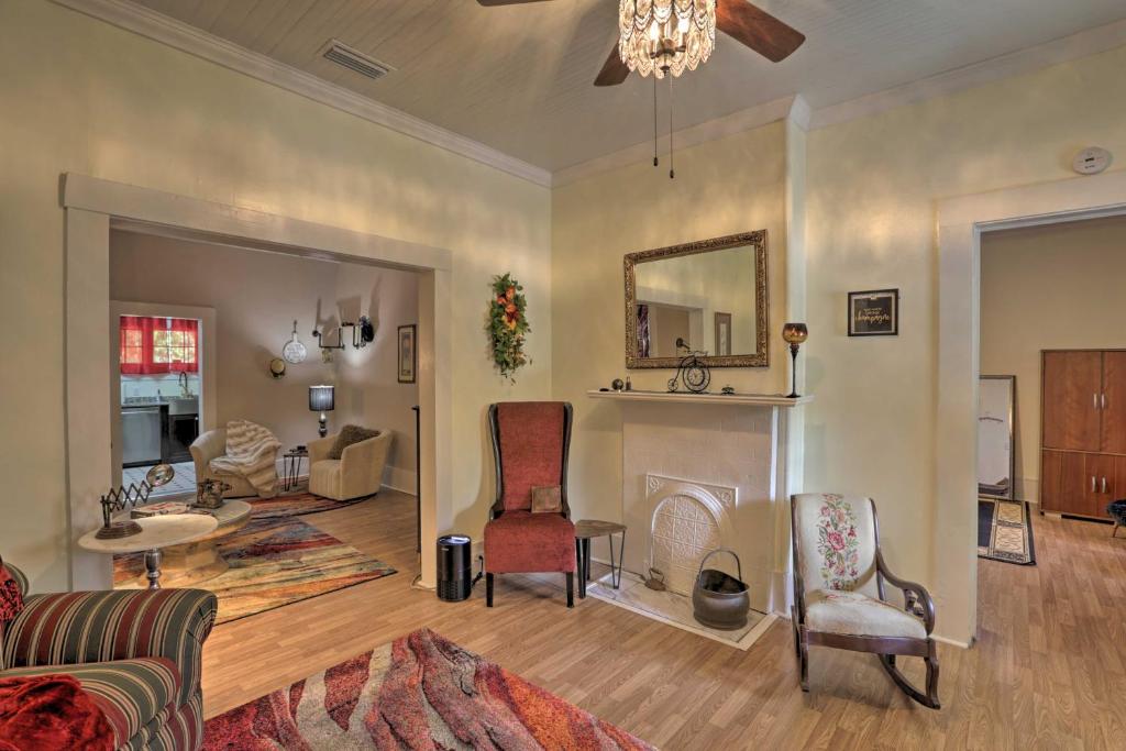 Thomasville Cottage Near The Big Oak and Dtwn! - image 7