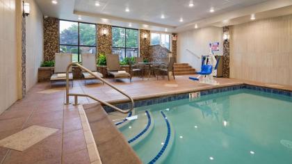 Best Western Plus Concordville Hotel - image 6