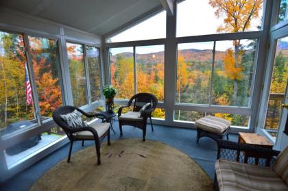 Private Pet Friendly 4 Bedroom Deluxe Vacation Home Close to Waterville Valley Resort! - image 8