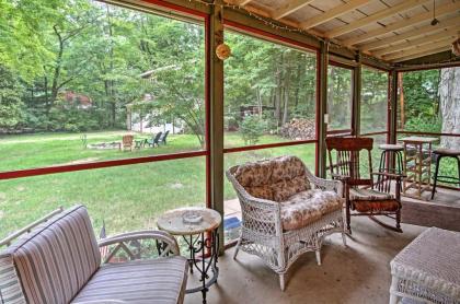 Harbert Cottage and Studio with Porch Half mile to Beach