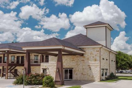 Atria Inn  Suites three Rivers Texas