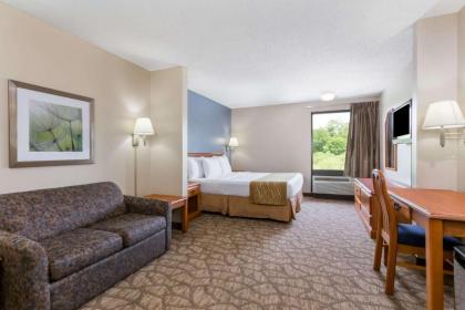 Days Inn by Wyndham Tifton - image 10