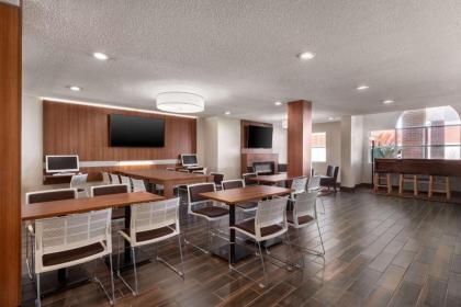 Microtel Inn & Suites by Wyndham - image 7