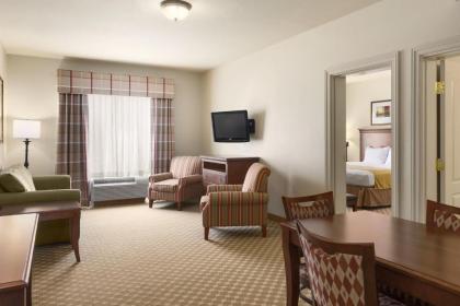 Country Inn & Suites by Radisson Tifton GA - image 14