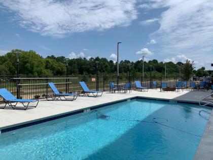 La Quinta Inn & Suites by Wyndham Tifton - image 2