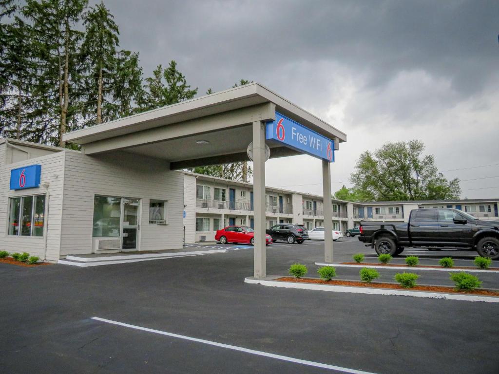 Motel 6 Tigard Or - Portland Southwest - main image