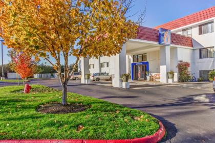 Motel 6-Portland OR - Tigard West - image 5