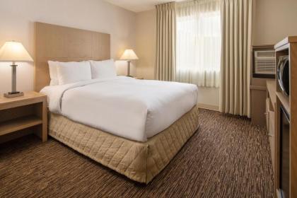 DoubleTree by Hilton Portland Tigard - image 3