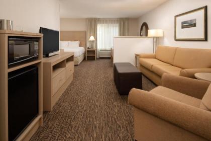 DoubleTree by Hilton Portland Tigard - image 7