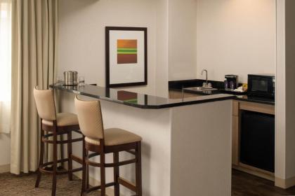 DoubleTree by Hilton Portland Tigard - image 9