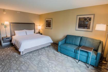 Hampton Inn & Suites Tilton - image 3