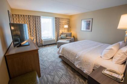 Hampton Inn & Suites Tilton - image 9