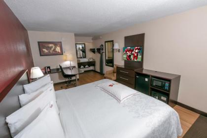 Red Roof Inn PLUS+ Baltimore North - Timonium - image 7