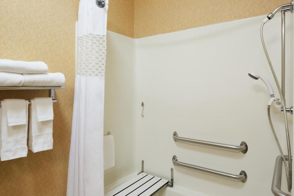 Hampton Inn Chicago-Tinley Park - image 4