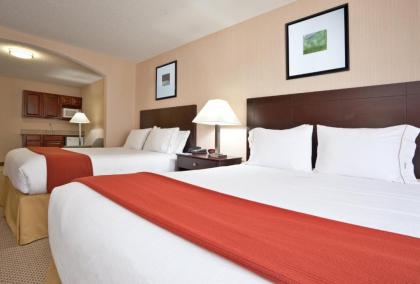 Holiday Inn Express Hotel & Suites Tipp City an IHG Hotel - image 2