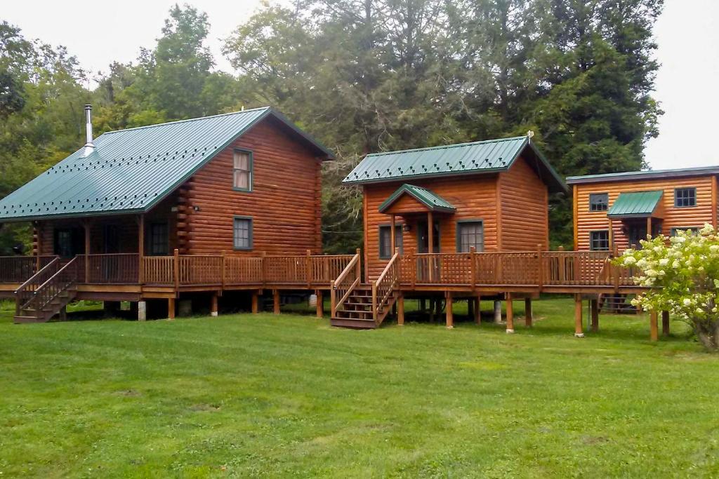 Scenic Log Cabin with Fire Pit and Stocked Creek! - main image