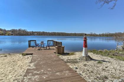 Poconos Lake House with Panoramic Views of Carobeth!