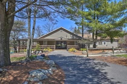 Spacious Family Home with Pool and Beach Access! - image 8