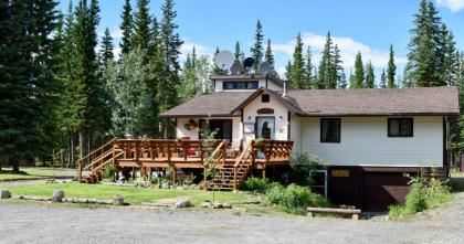 Fox n Fireweed Cabins - image 12