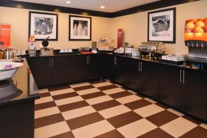 Hampton Inn & Suites Toledo - North - image 15