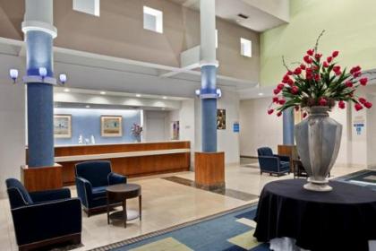 Radisson Hotel at The University of Toledo - image 10