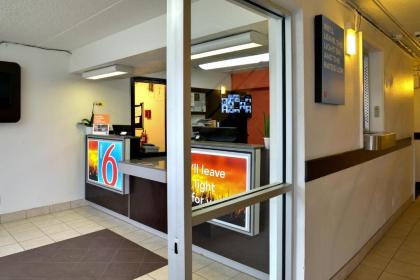 Motel 6-Toledo OH - image 15