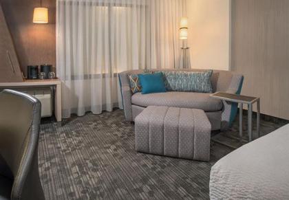 Courtyard by Marriott Toledo North - image 15