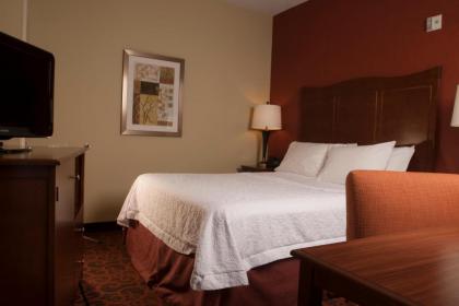 Hampton Inn Tomah - image 12