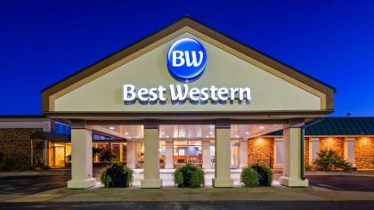 Best Western Tomah Hotel - image 2