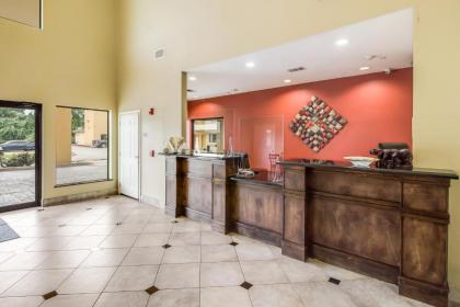 Americas Best Value Inn & Suites Tomball - image 4