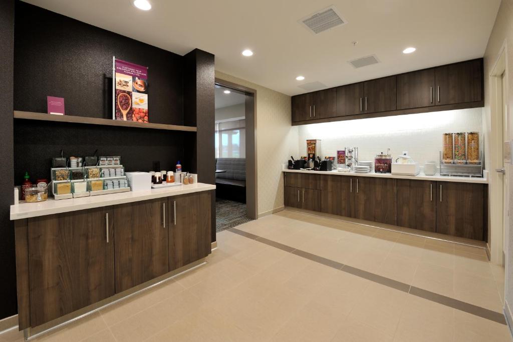 Residence Inn by Marriott Houston Tomball - image 2