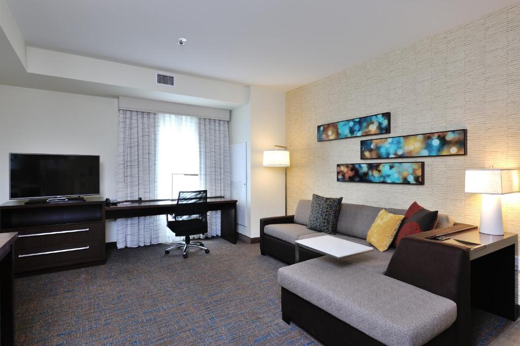 Residence Inn by Marriott Houston Tomball - image 7