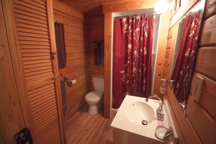 Katie's Cozy Cabins - image 4