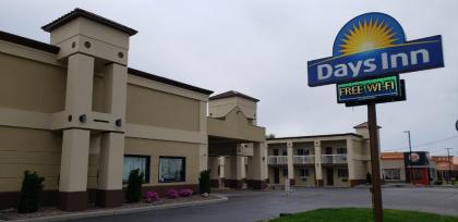 Days Inn by Wyndham Tonawanda/Buffalo - image 1