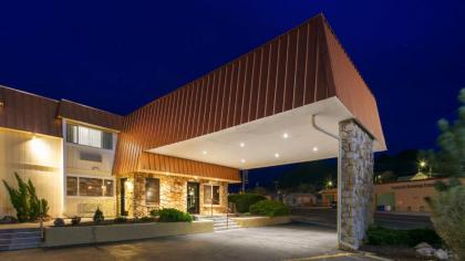 Best Western Hi-Desert Inn - image 9