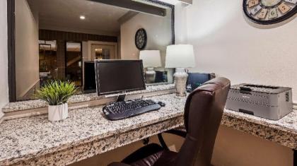 Best Western Inn Tooele - image 15