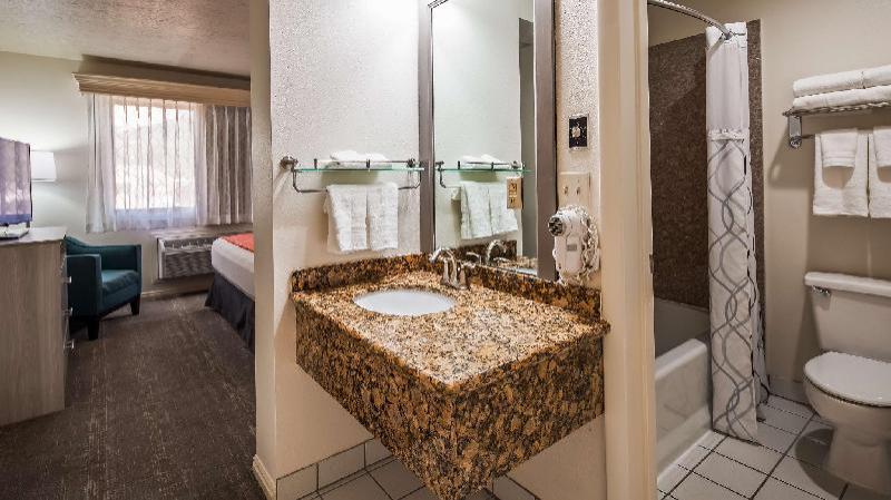 Best Western Inn Tooele - image 5